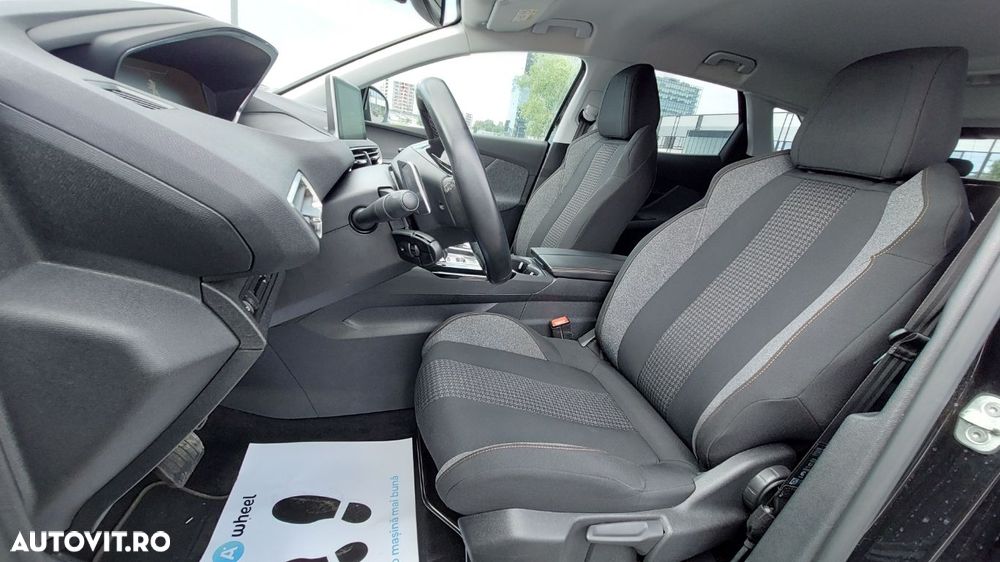 Peugeot 3008 - 11