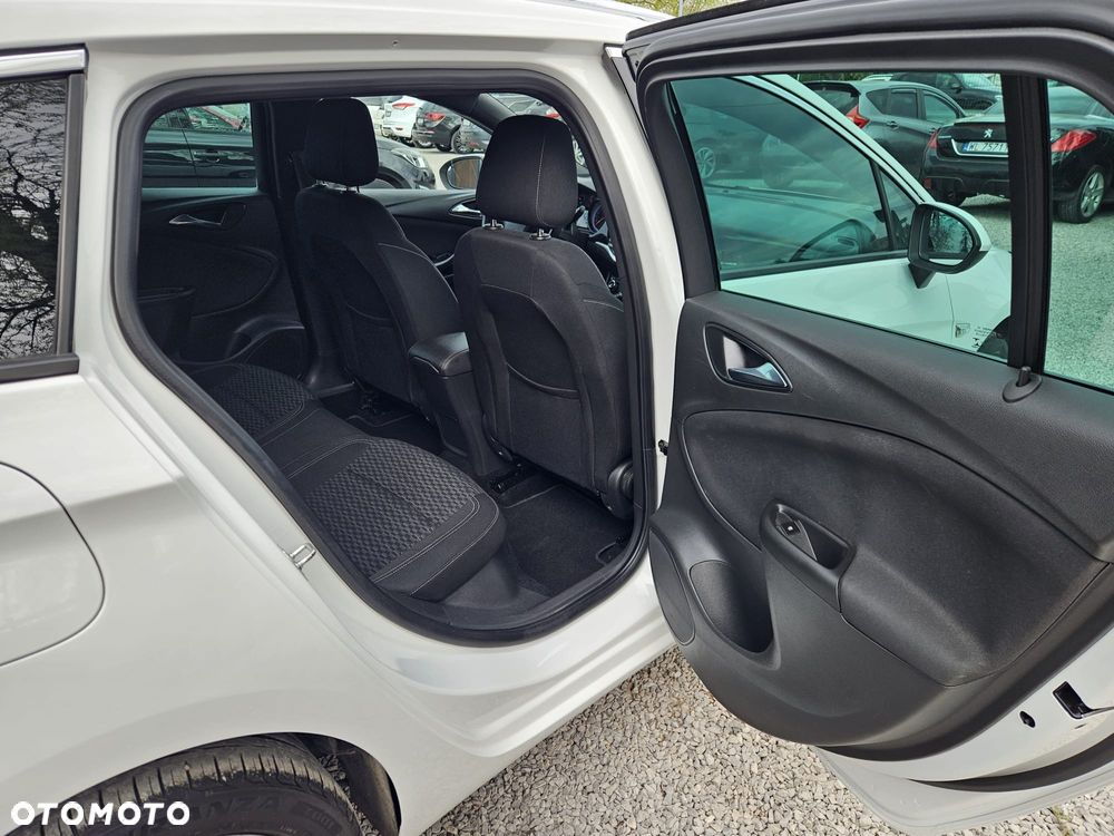 Opel Astra 1.4 Turbo Dynamic - 35