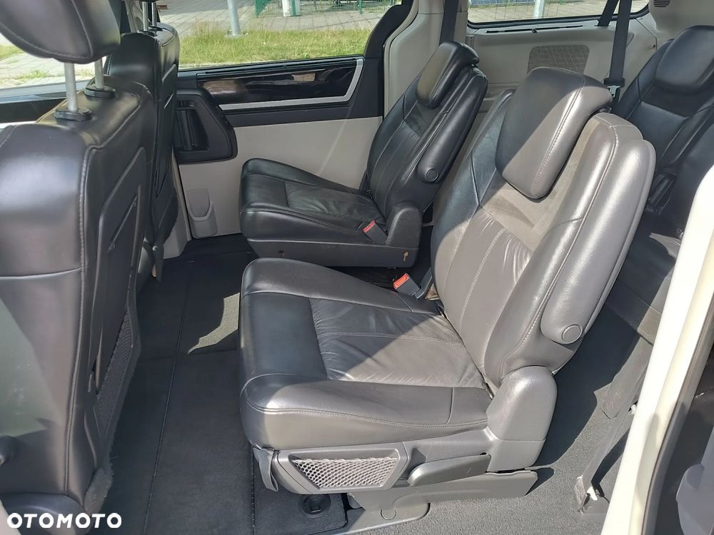 Chrysler Grand Voyager 2.8 CRD Automatik Limited - 13