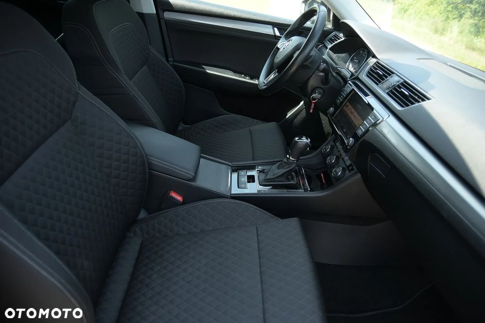 Skoda Superb 2.0 TDI DSG Ambition - 20