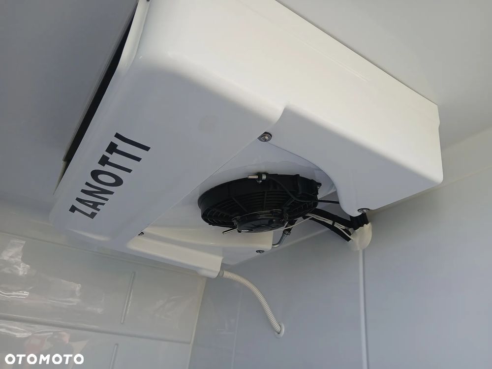 Toyota PROACE MAX Van z zabudową izotermiczną. - 39