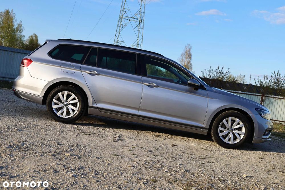 Volkswagen Passat 2.0 TDI EVO Essence - 9