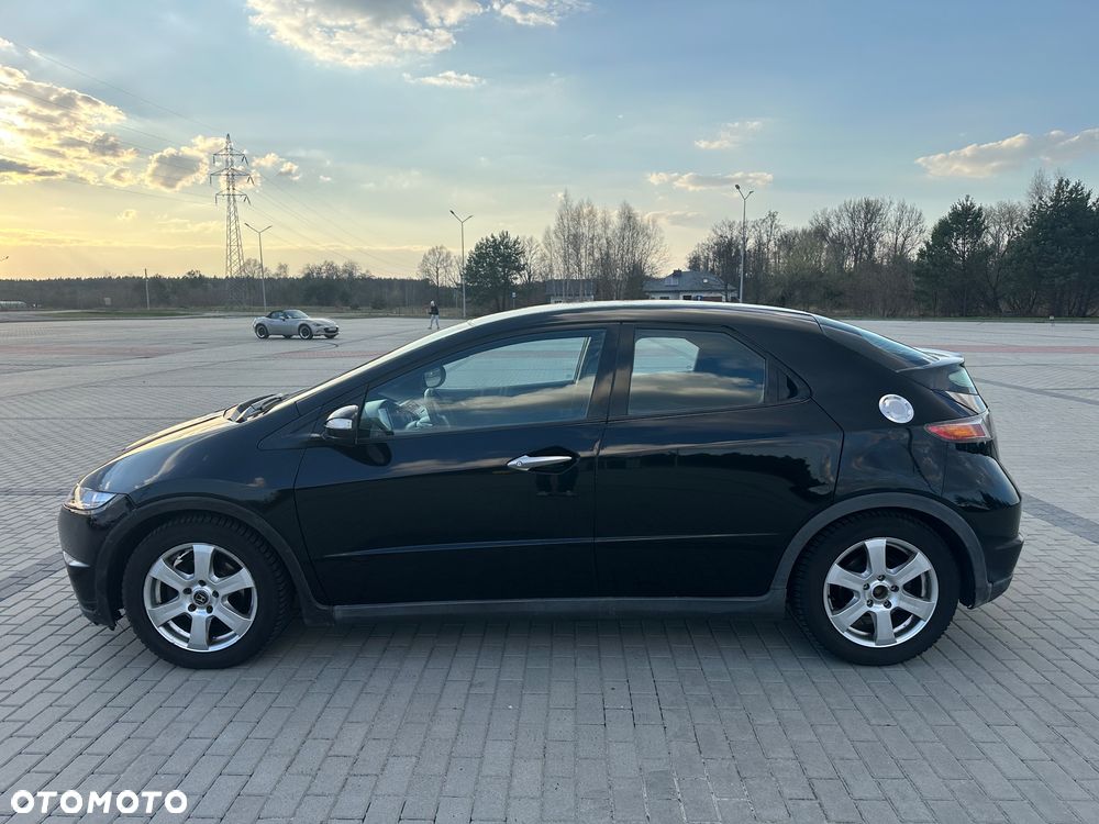 Honda Civic 1.8 Comfort - 4