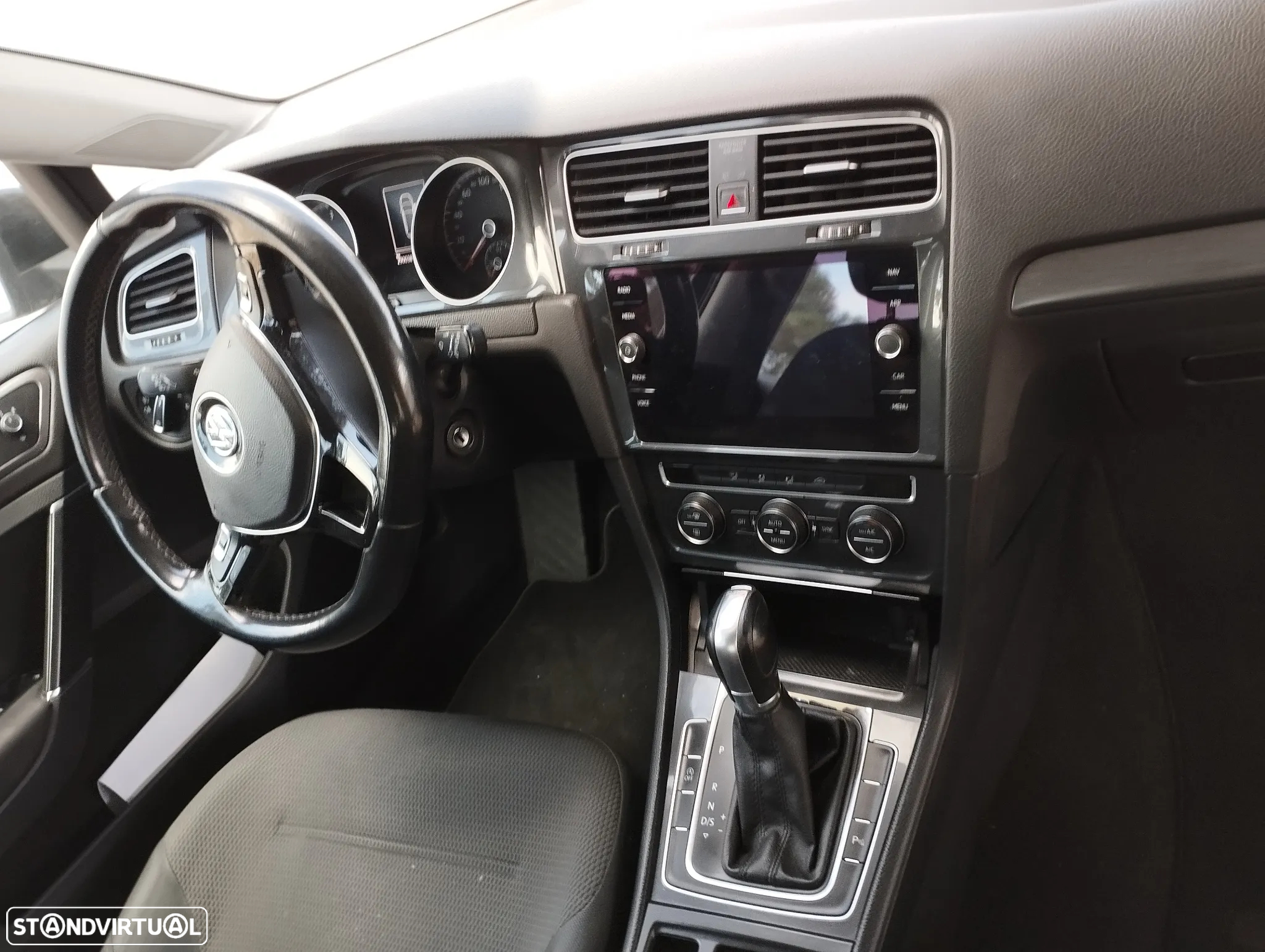 VW Golf Variant 1.6 TDi Confortline DSG - 7