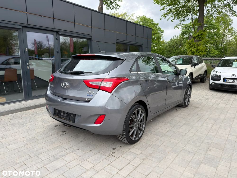 Hyundai i30 1.6 GDI Premium - 6