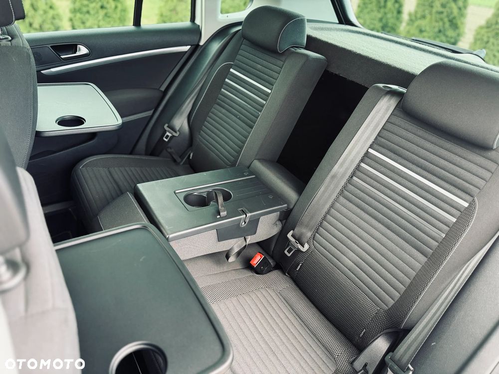 Volkswagen Tiguan 2.0 TDI DPF BlueMotion Technology Cup Sport & Style - 16