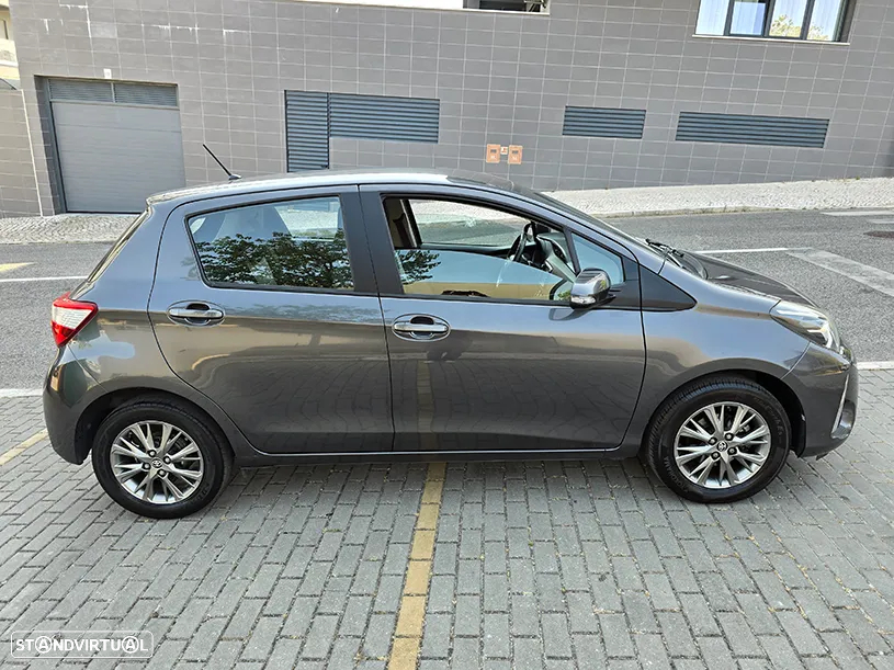 Toyota Yaris 1.0 VVT-i Comfort +PS Style +P.Techno - 7