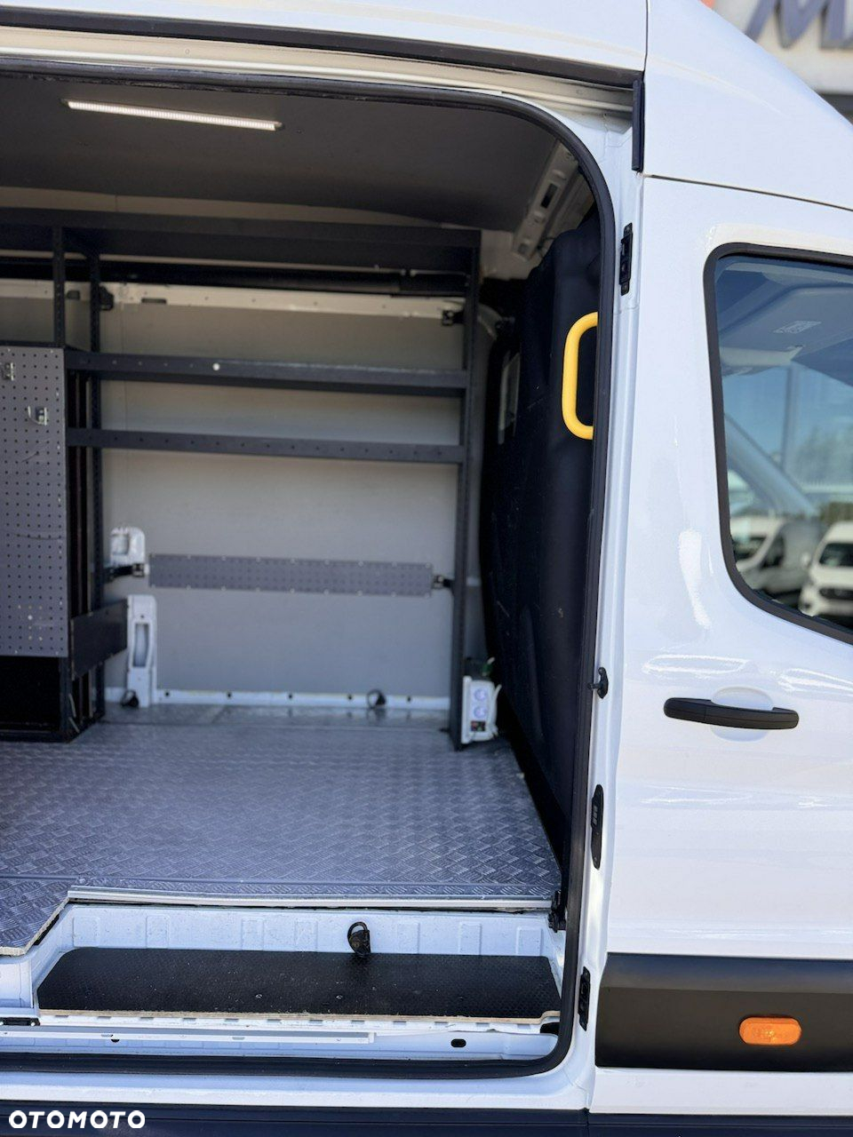Ford Transit - 15
