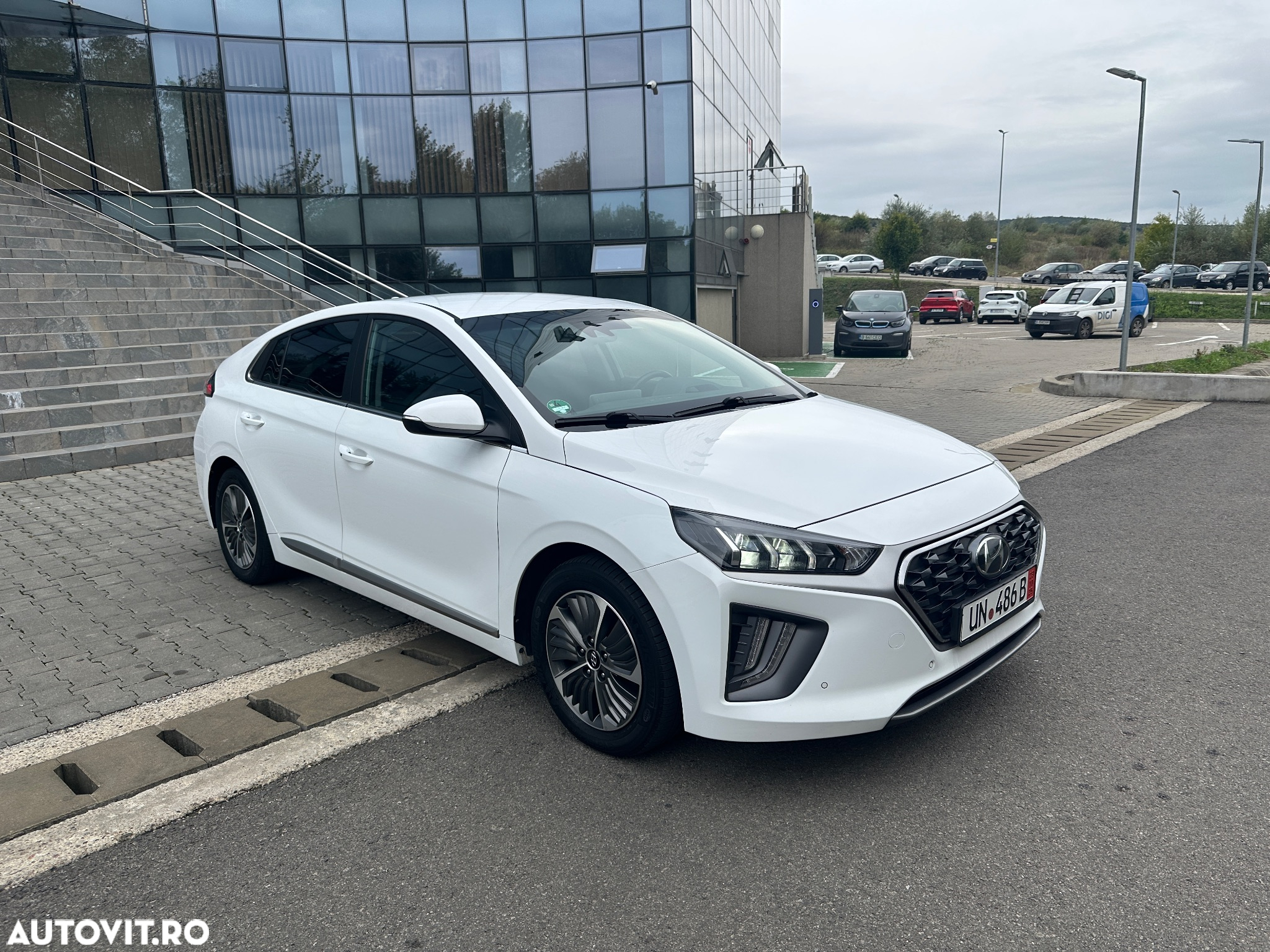 Hyundai IONIQ Plug-in-Hybrid 1.6 GDI Advantage - 2