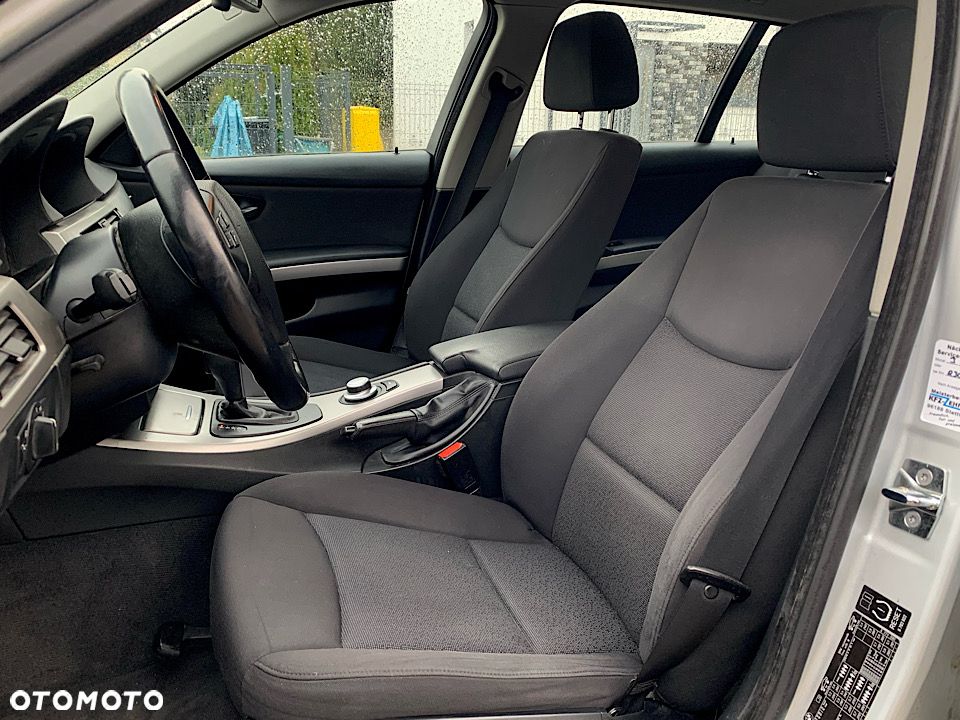 BMW Seria 3 - 30