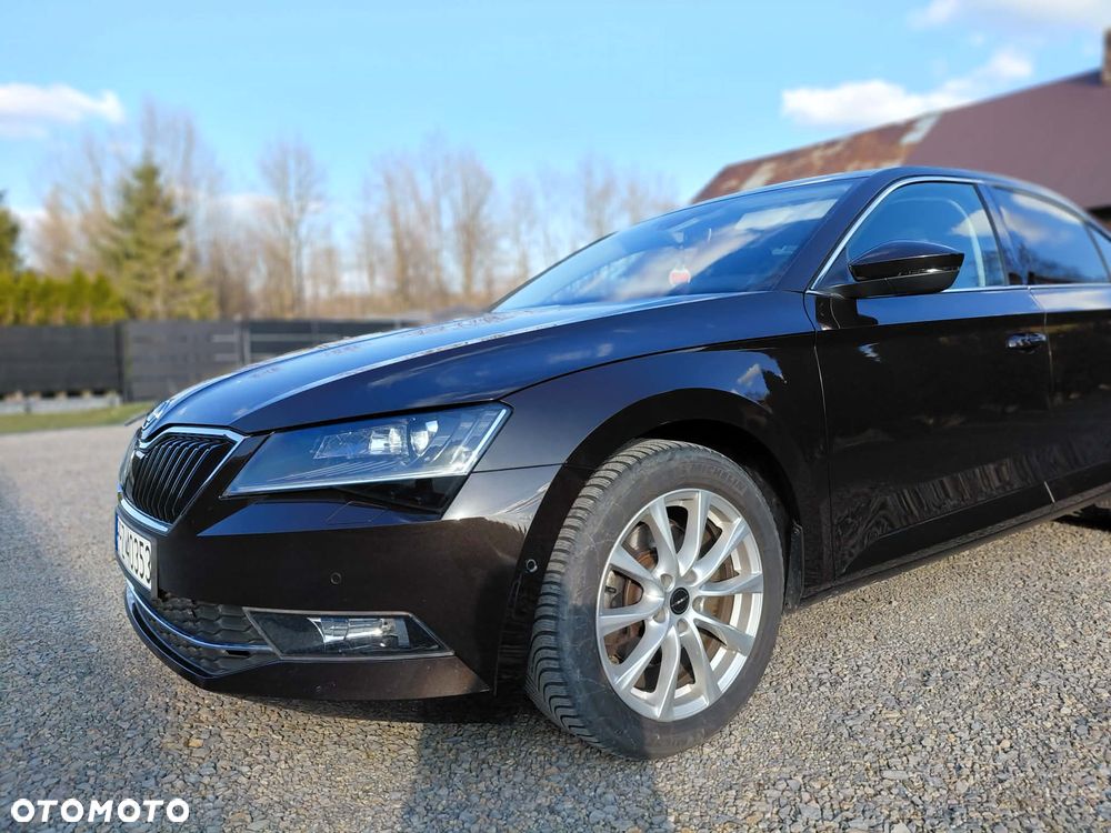 Skoda Superb 1.6 TDI GreenLine - 2