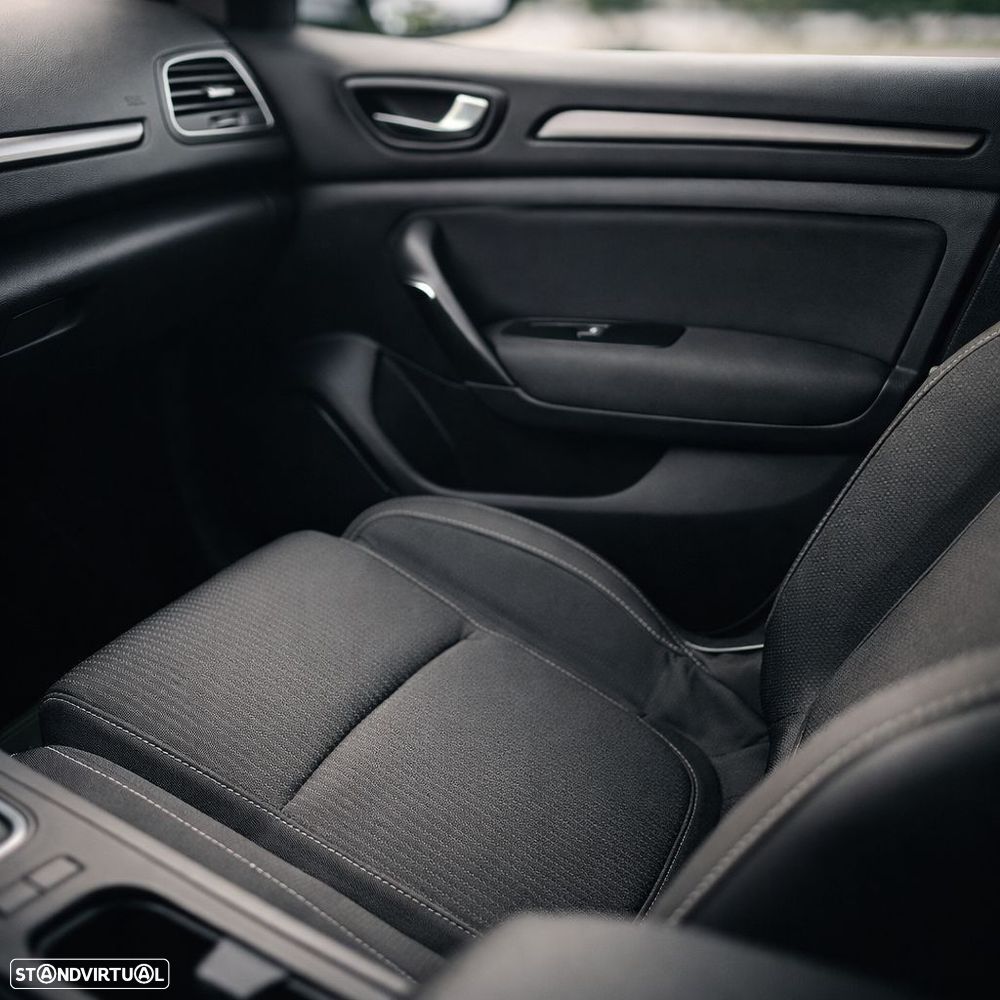 Renault Mégane BLUE dCi 115 BUSINESS EDITION - 17