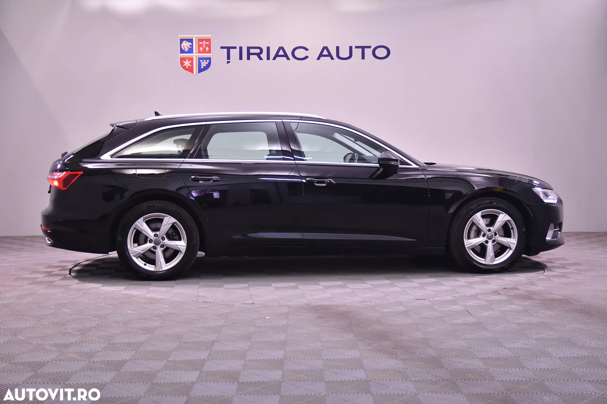 Audi A6 - 6