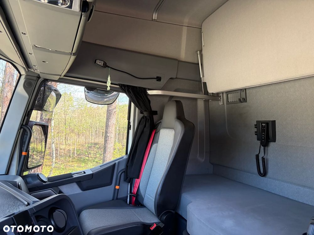 Renault T480 * 13 L * 180 000 km * 2 Zbiorniki * Klima Postojowa * - 9