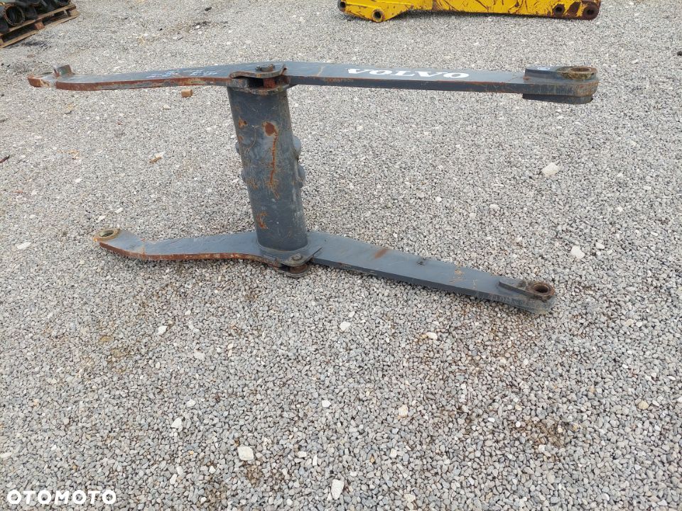 RAMIE ŁADOWARKI VOLVO [ FI1–70,5 , FI2–50, FI3–50 , DŁ–211 ][ARM 71035] - 3