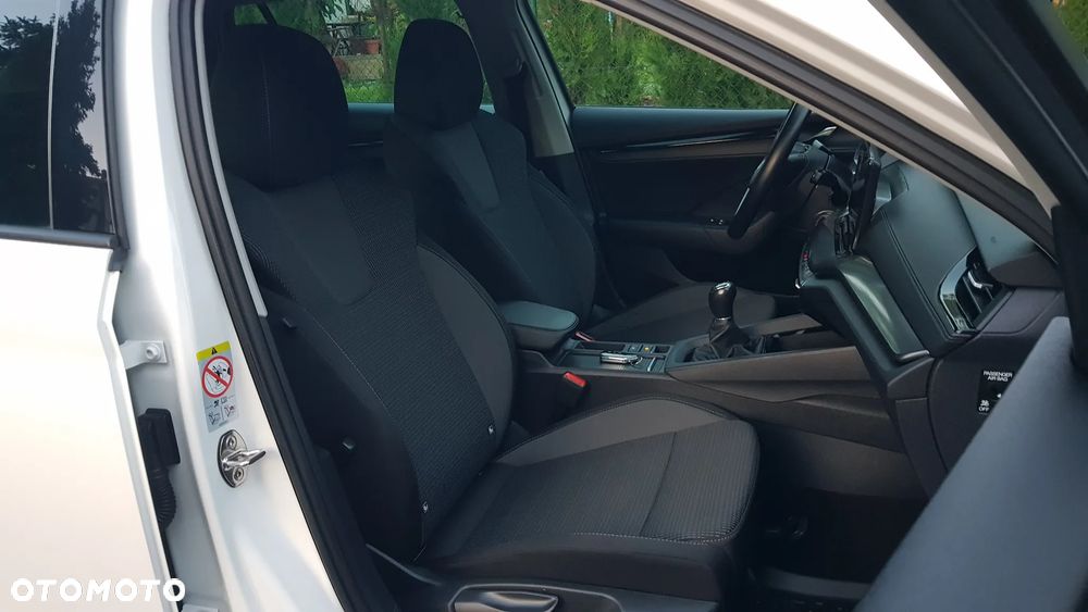 Skoda Octavia 2.0 TDI Edition Plus - 32