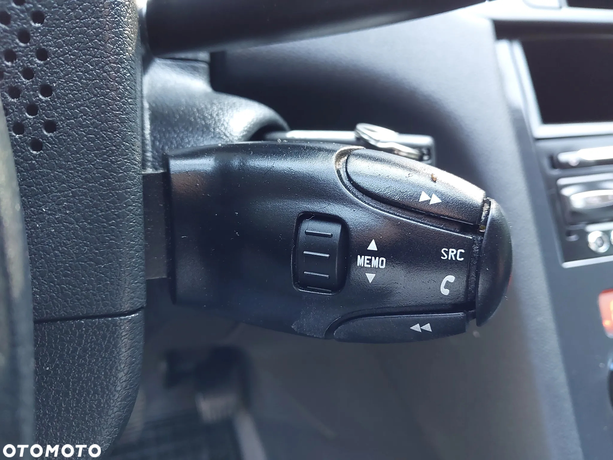 Peugeot 5008 2.0 HDi Active 7os - 21