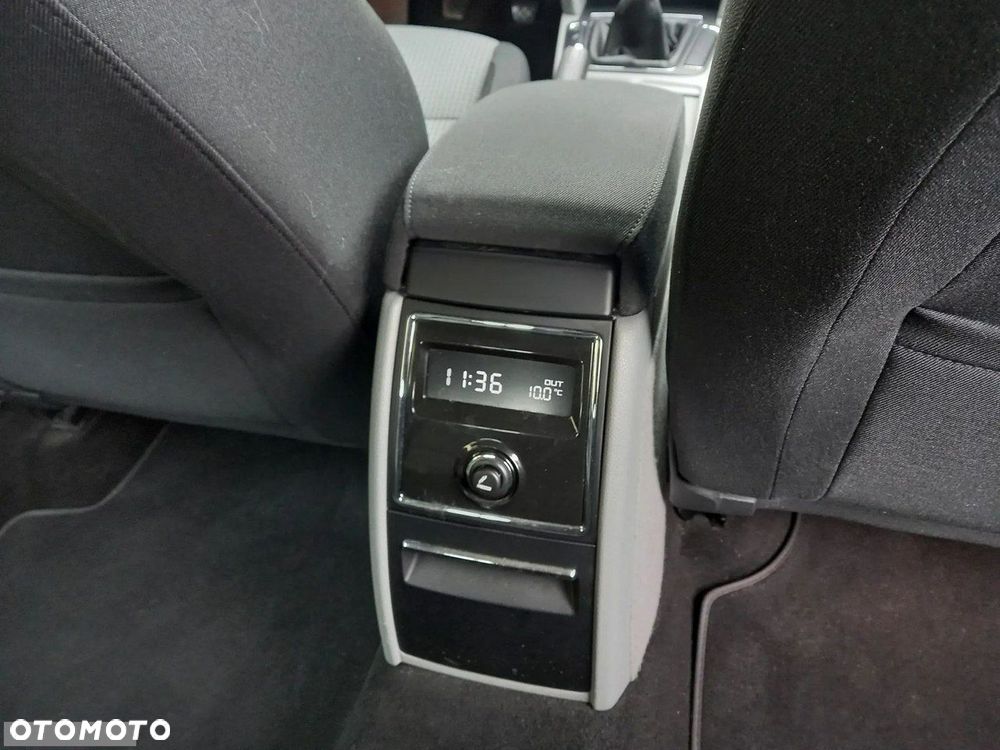 Skoda Superb 1.6 TDI Platinum - 23