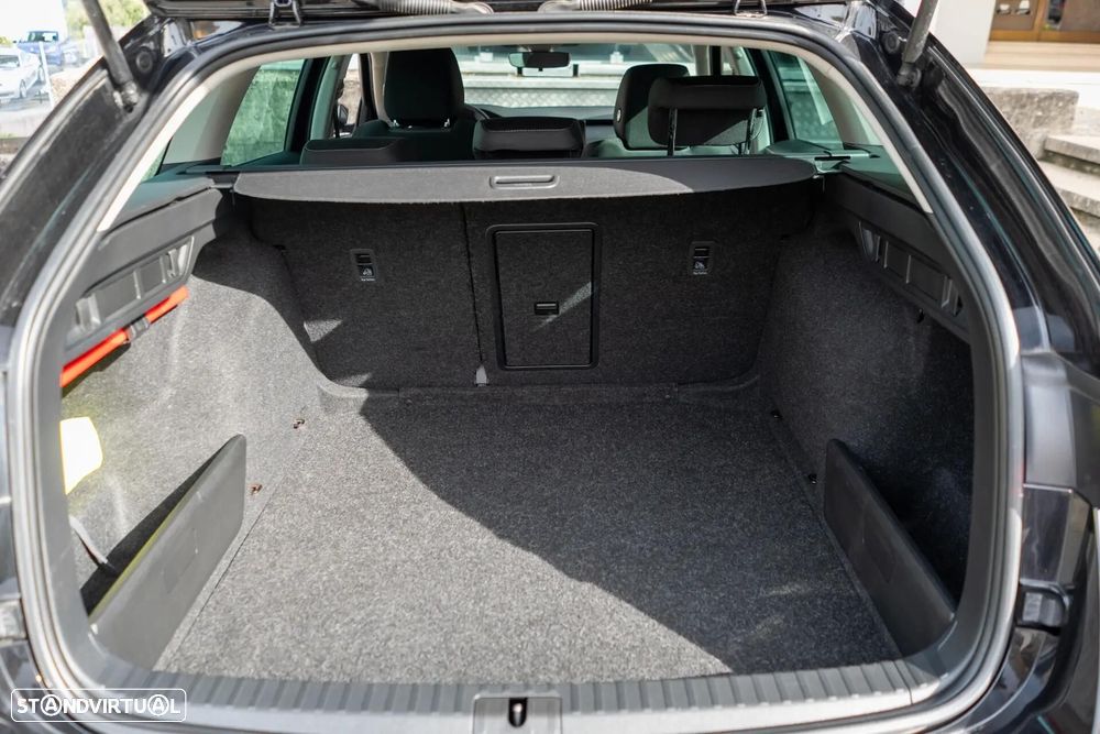 Skoda Octavia Break 2.0 TDI Ambition DSG - 41