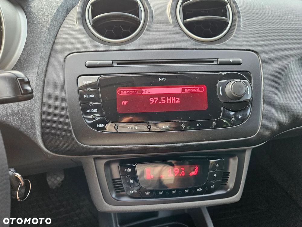 Seat Ibiza 1.4 16V Style - 17