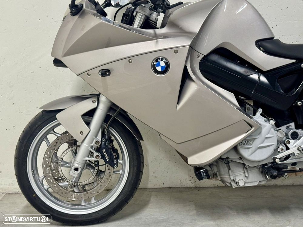 BMW F 800 ST ST - 10