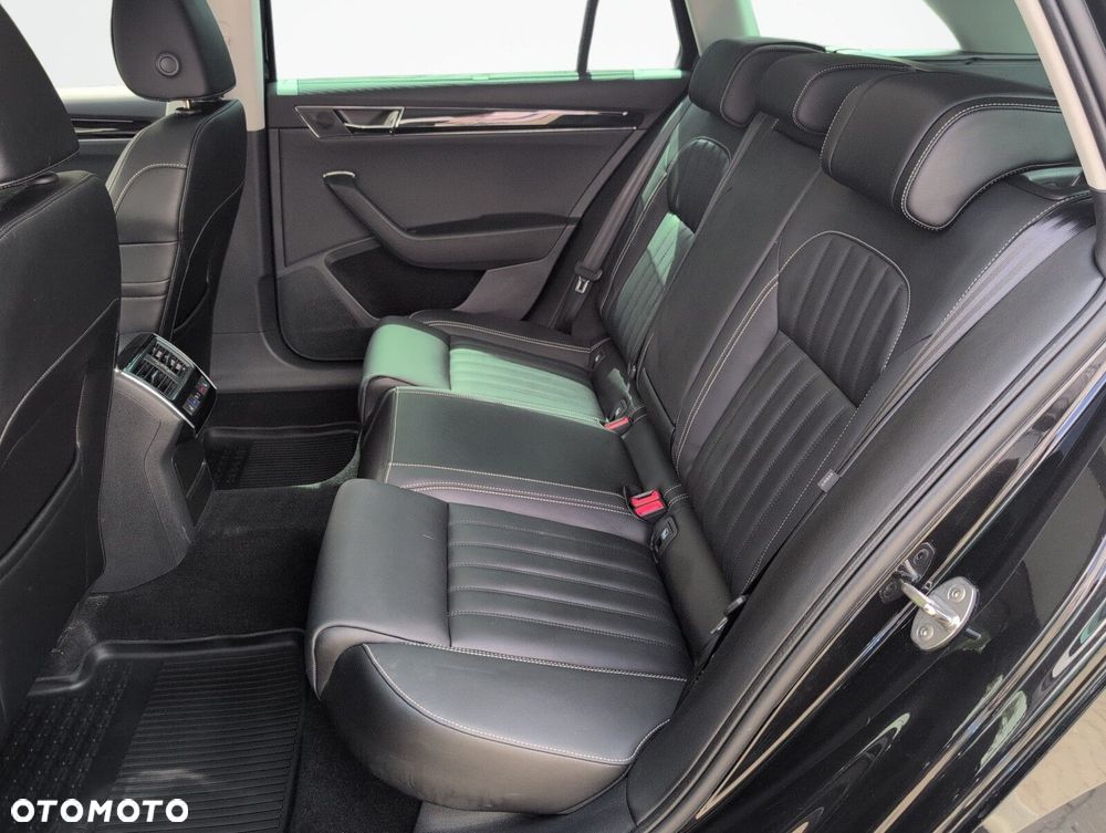 Skoda Superb 2.0 TDI SCR 4x4 L&K DSG - 13