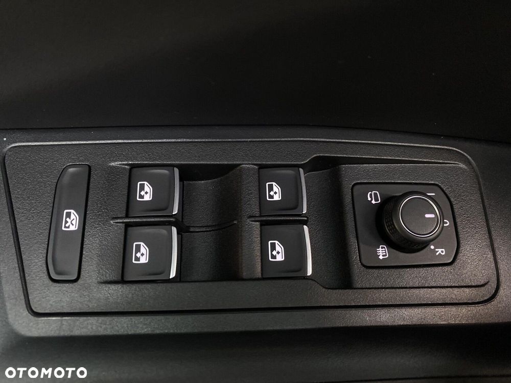 Volkswagen T-Roc 1.5 TSI Style DSG - 10