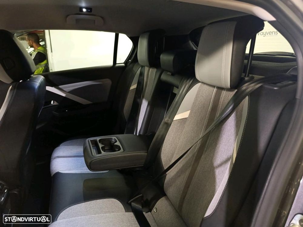 Opel Astra 1.5 D Elegance - 9