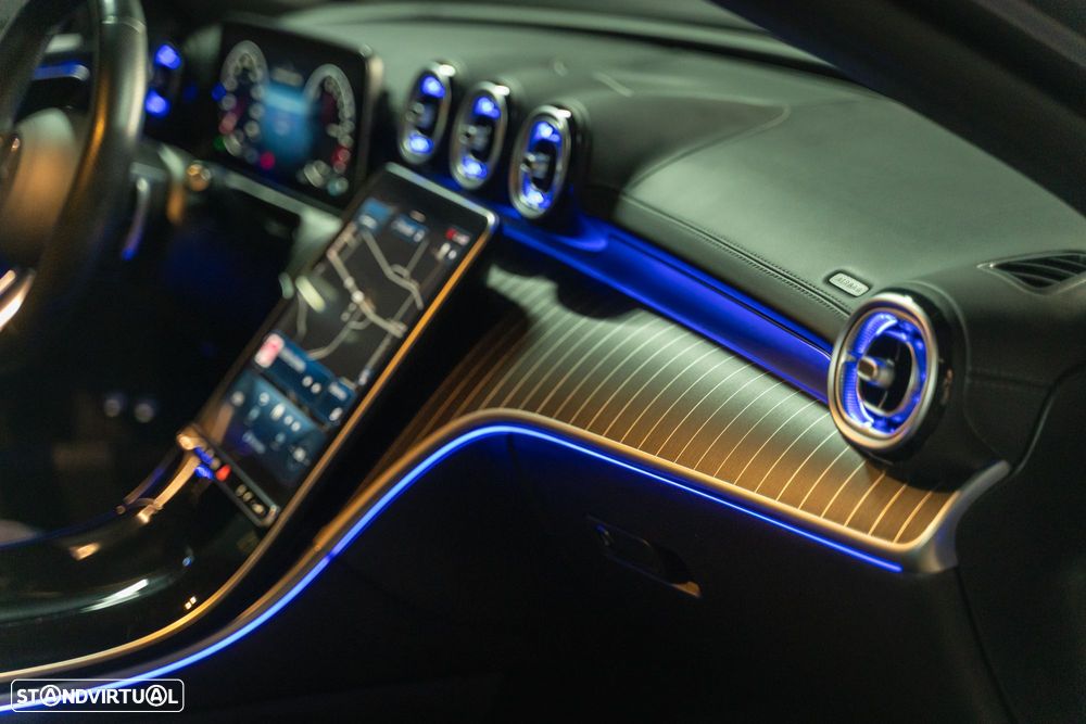 Mercedes-Benz C 300 e T 9G-TRONIC AMG Line - 21
