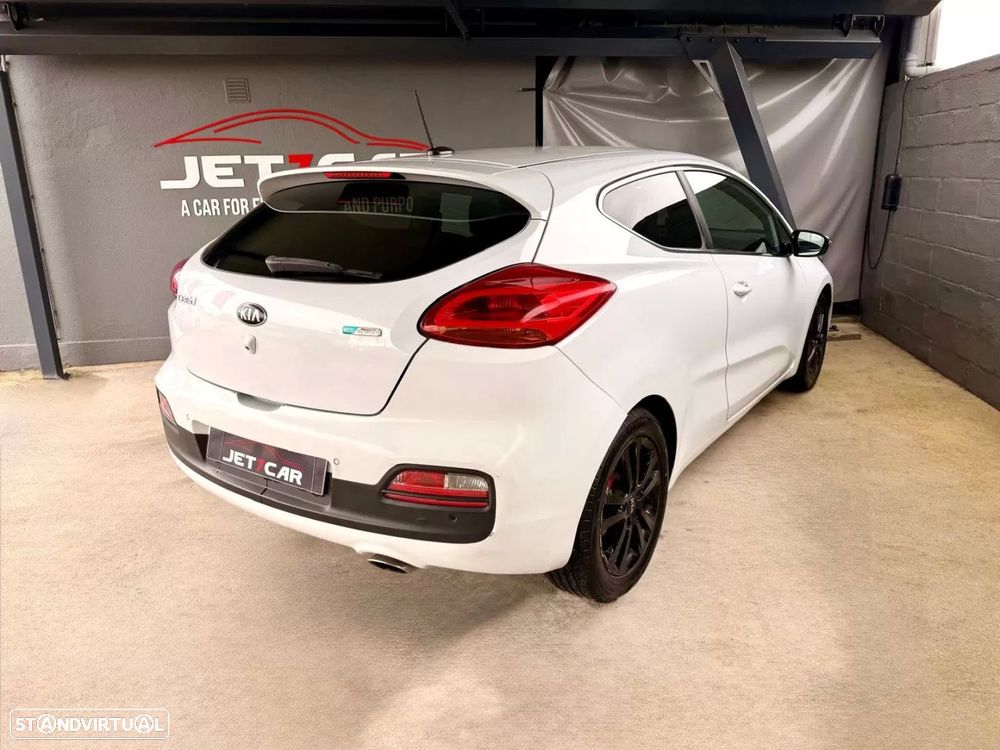 Kia Ceed S Coupé 1.6 CRDi TX - 5