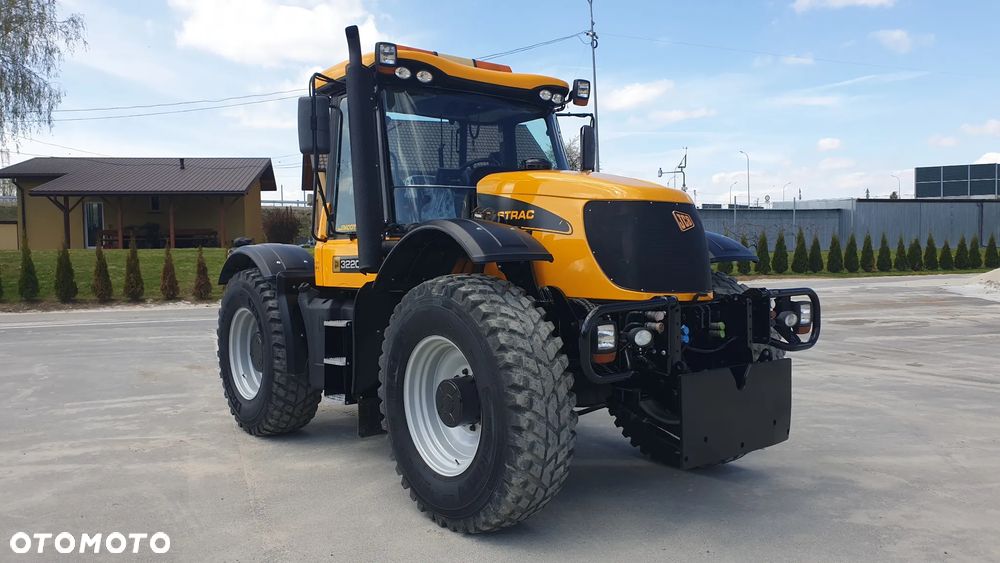 JCB FASTRAC 3220 PLUS - 1