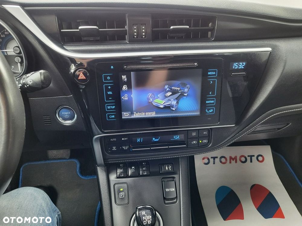 Toyota Auris - 24