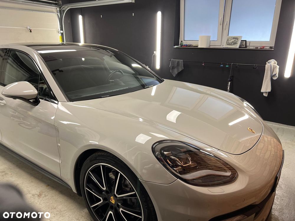 Porsche Panamera 4 Edition 10 Jahre - 3