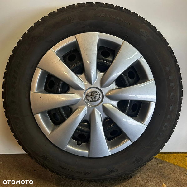 Felga stalowa Toyota OE 2150668 6Jx15" 5x114.3 ET39 + kołpak