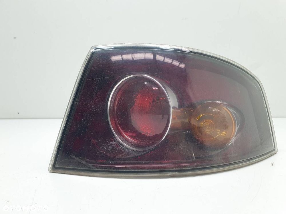 LAMPA TYŁ PRAWA SEAT IBIZA III 6L W BŁOTNIK 6L6945096D EUROPA - 1