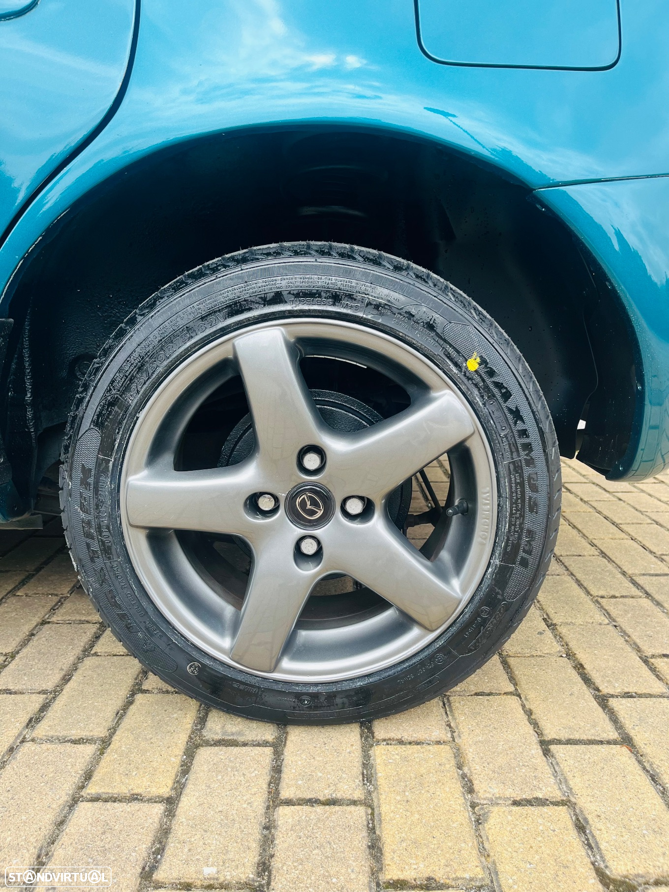 Mazda 323 F 1.5 - 24