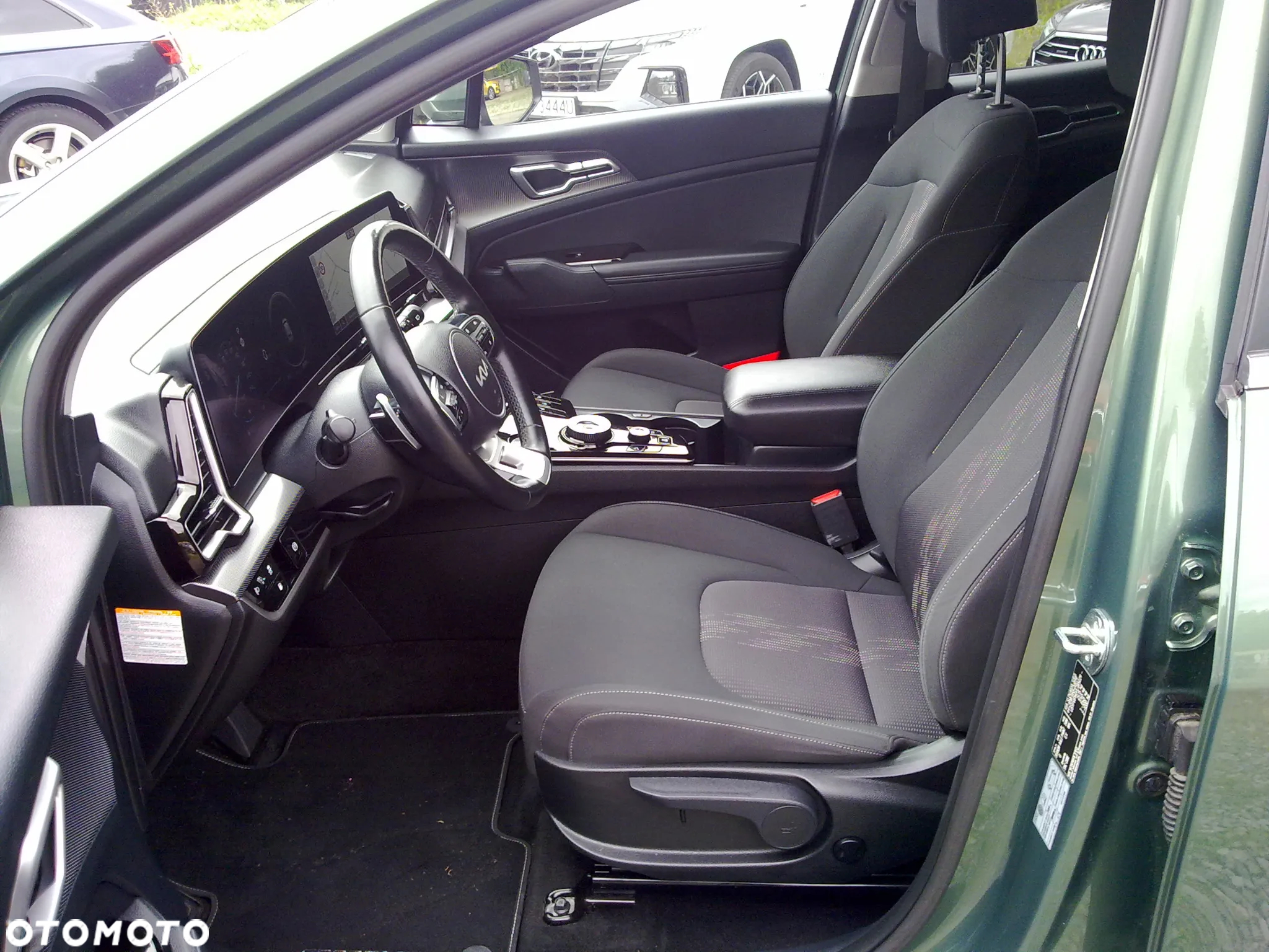 Kia Sportage 1.6 T-GDI PHEV Business Line 4WD - 16