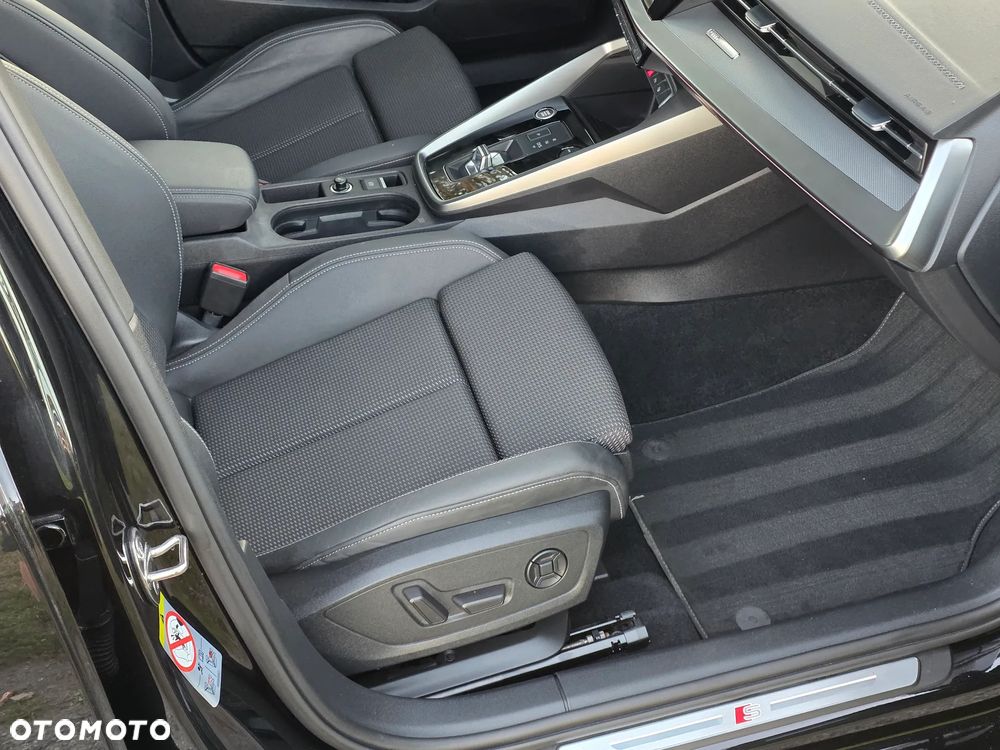 Audi A3 Sportback 40 TFSIe S tronic S line - 2