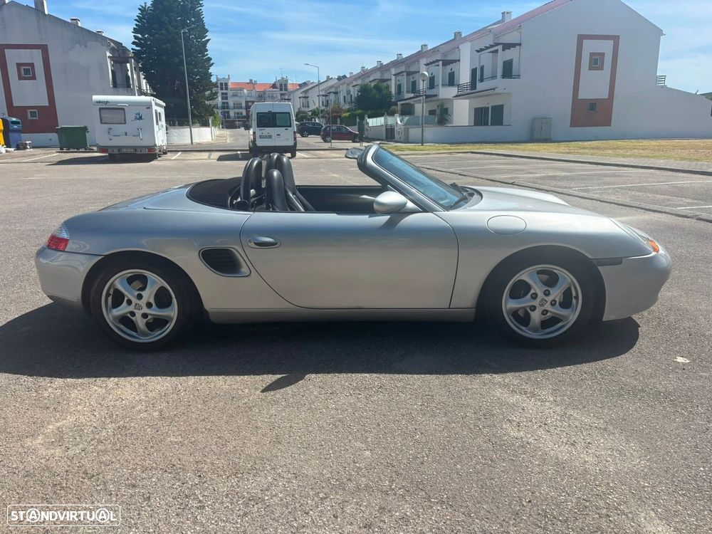 Porsche Boxster - 11
