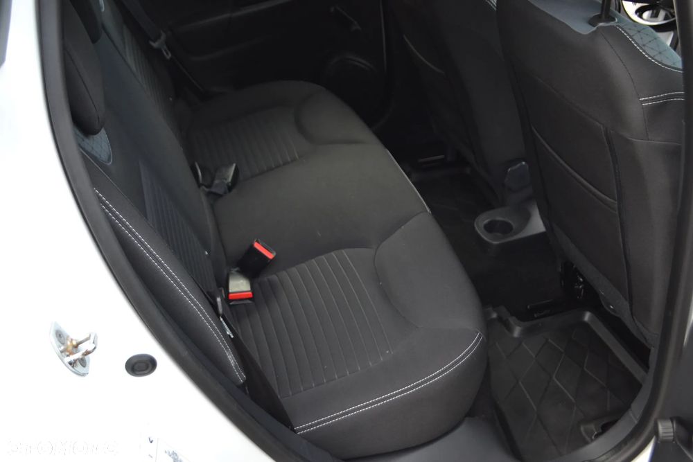 Renault Clio - 21