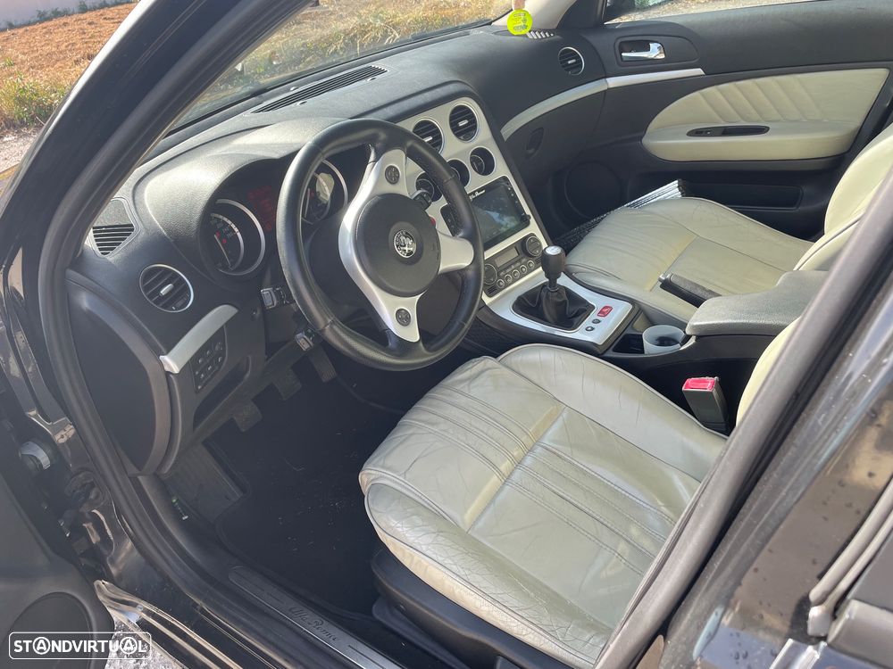 Alfa Romeo 159 Sportwagon 1.9 JTDm 8V - 10