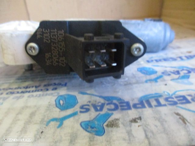 Motor Elevador Vidro 24414777 OPEL VECTRA C 2002 FD - 3