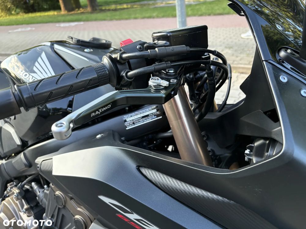 Honda CBR - 7