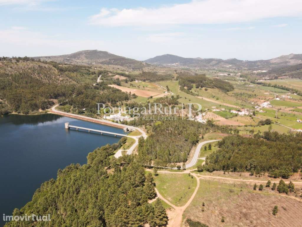 Herdade confinante com a barragem apta para Parque Campismo - Grande imagem: 4/22