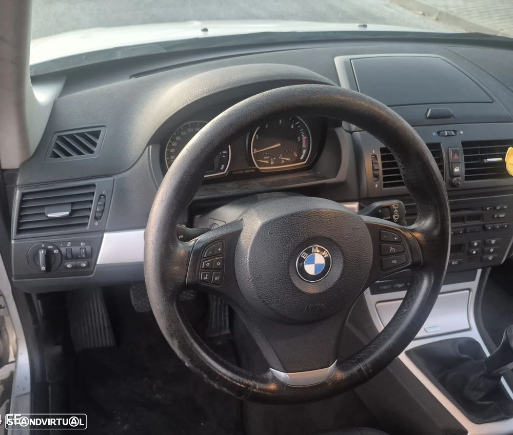 BMW X3 2.0 d LifeStyle - 8