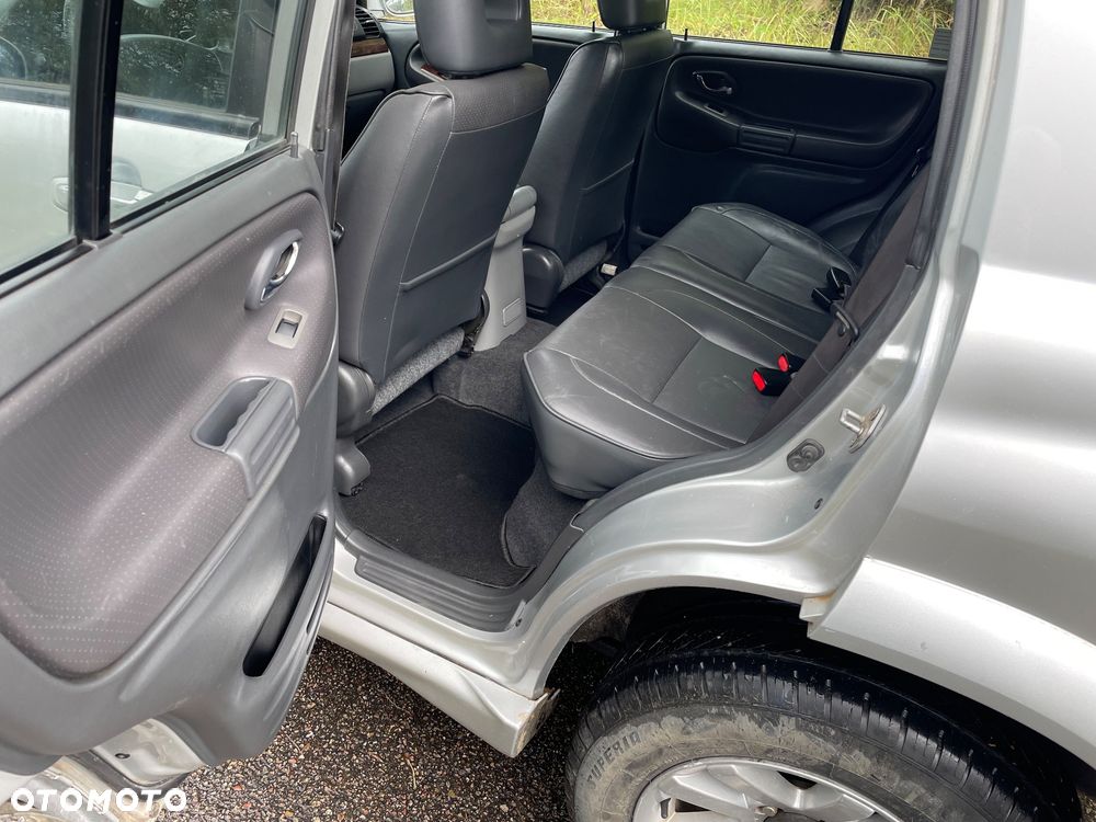 Suzuki Grand Vitara 2.0 Comfort - 21