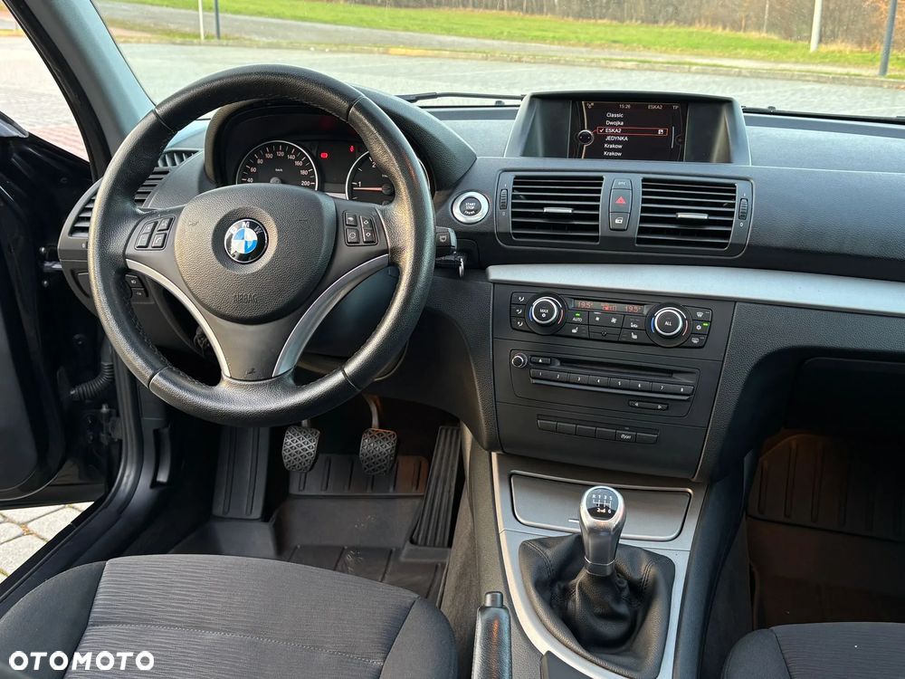 BMW Seria 1 118d - 11