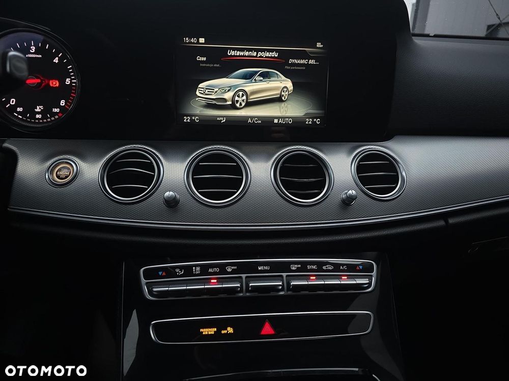 Mercedes-Benz Klasa E 200 d 9G-TRONIC - 18