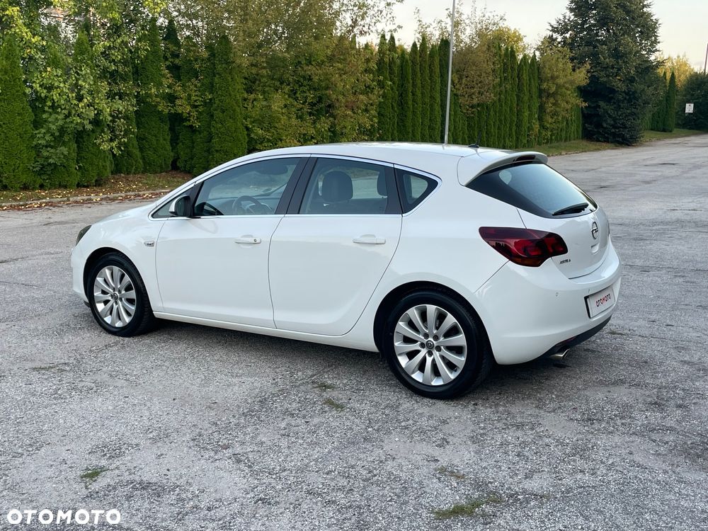 Opel Astra 1.4 Turbo Exklusiv - 36