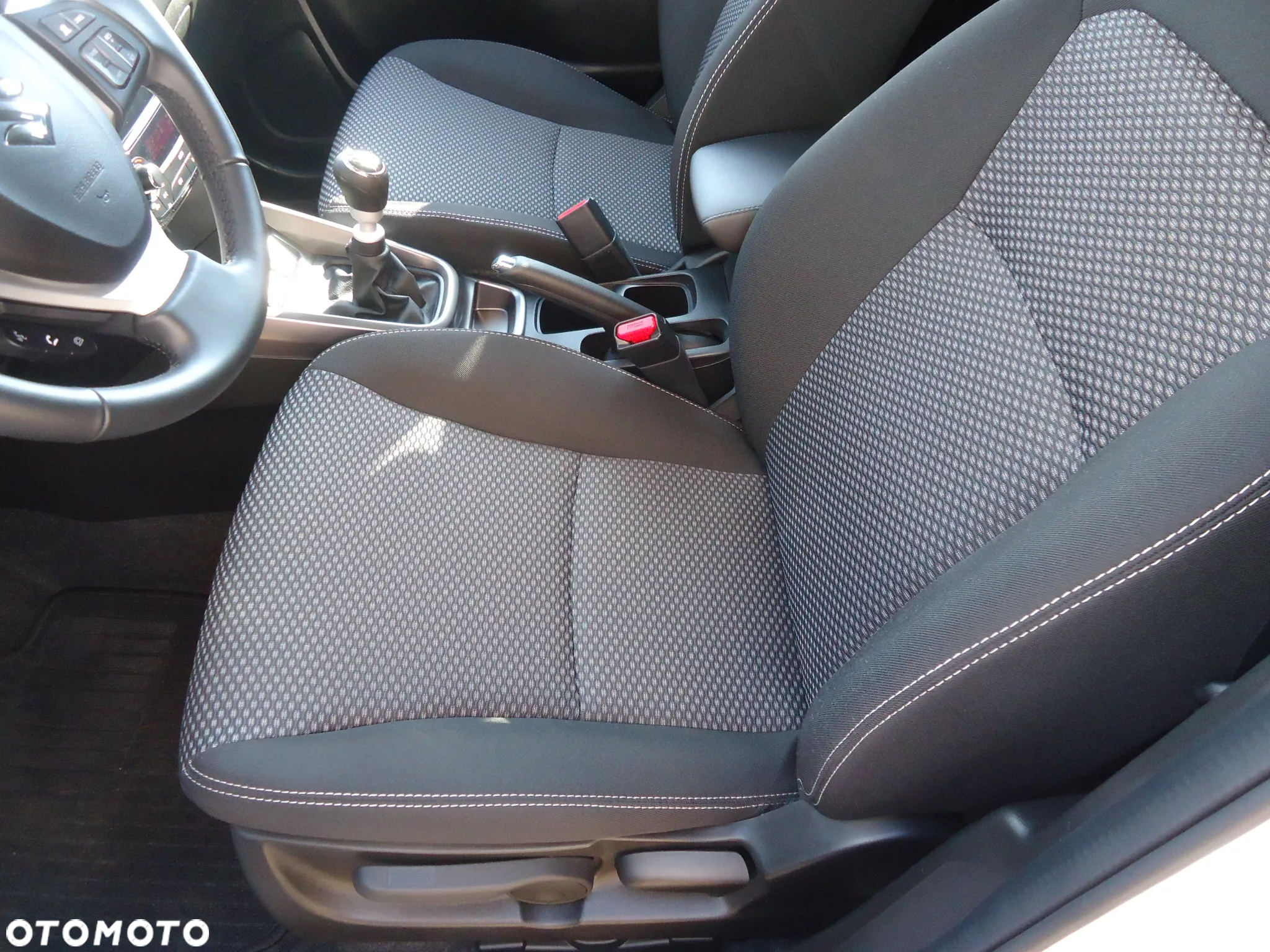 Suzuki Vitara 1.4 Boosterjet mHEV Premium Plus 2WD - 10